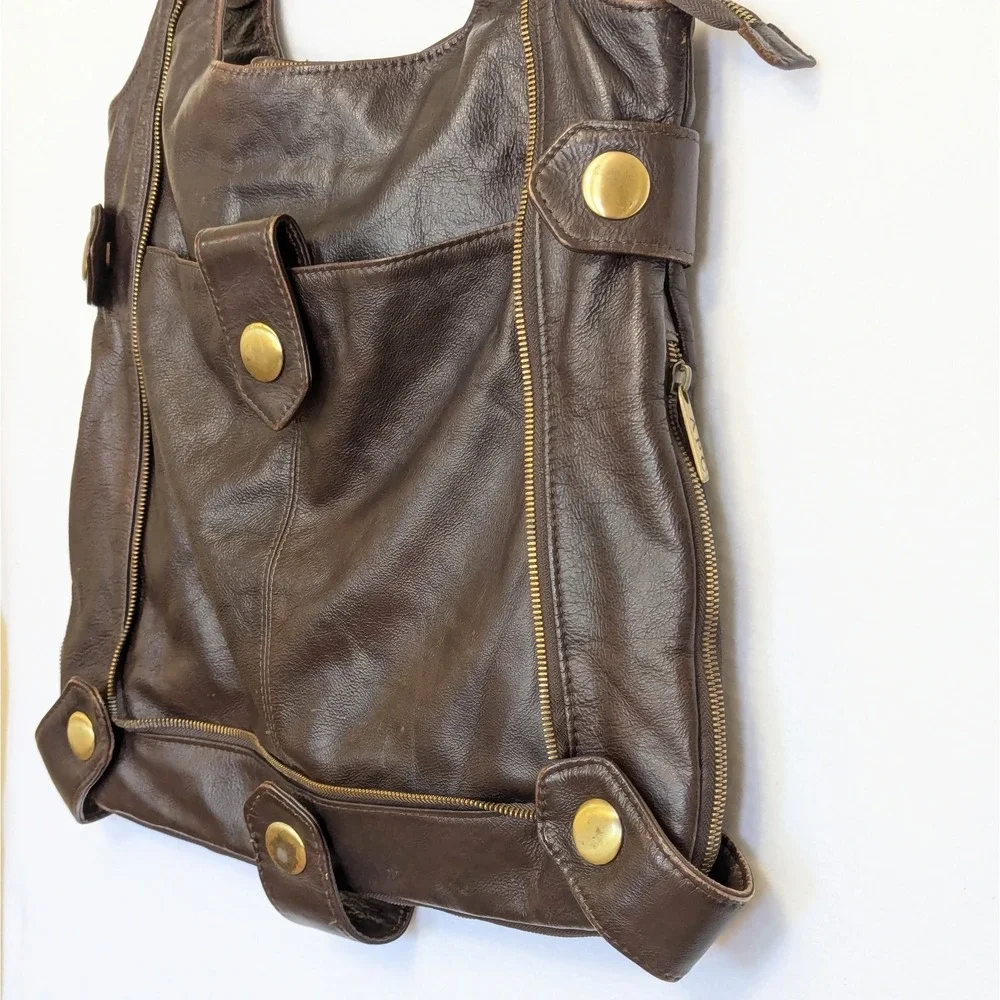 APC Brown Leather Hobo Shoulder Bag Brass Hardware Zipper Detail Expandable Tote
